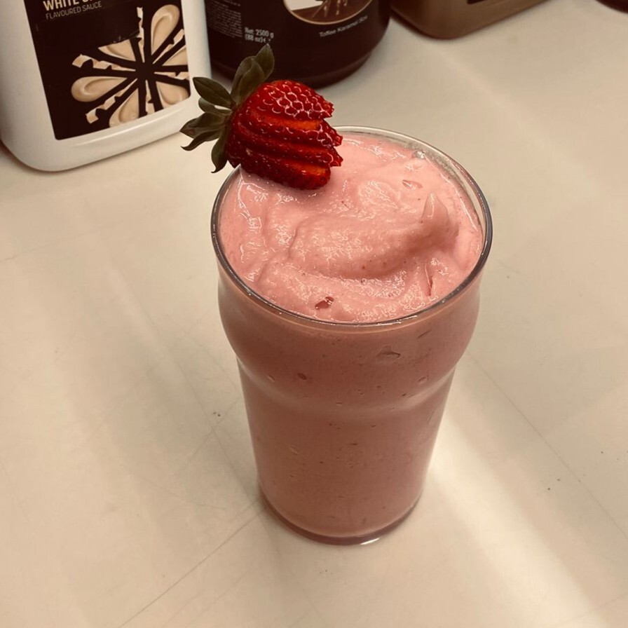 Çilekli Smoothie