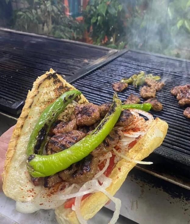 Yarım Ekmek Köfte