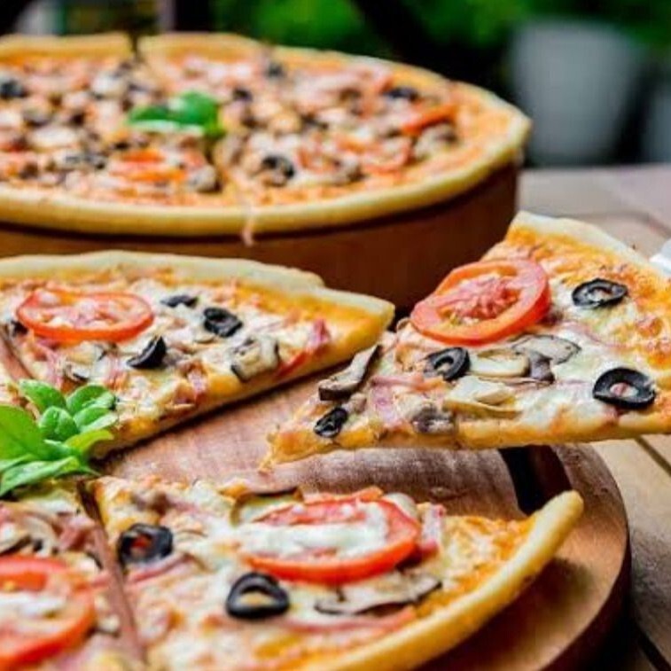 Karışık Pizza (Standart Boy) (24 cm.)