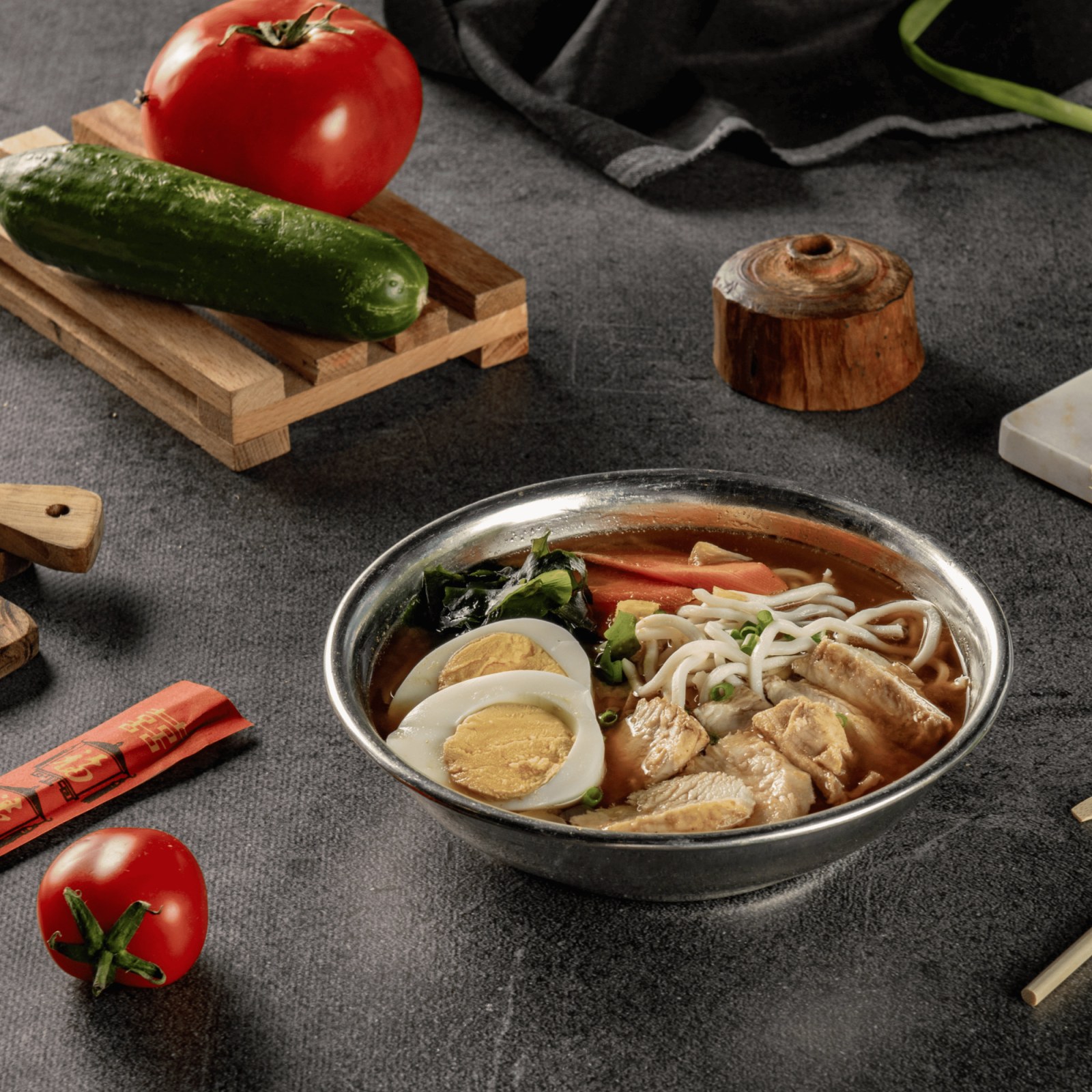 Tavuk Etli Ramen Çorbası