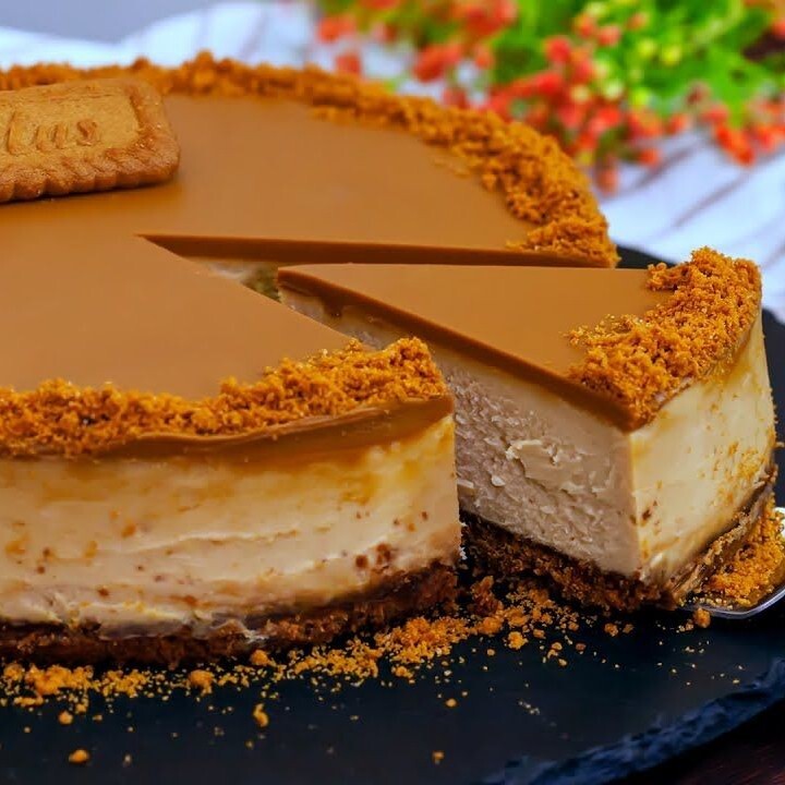 Lotus Cheesecake