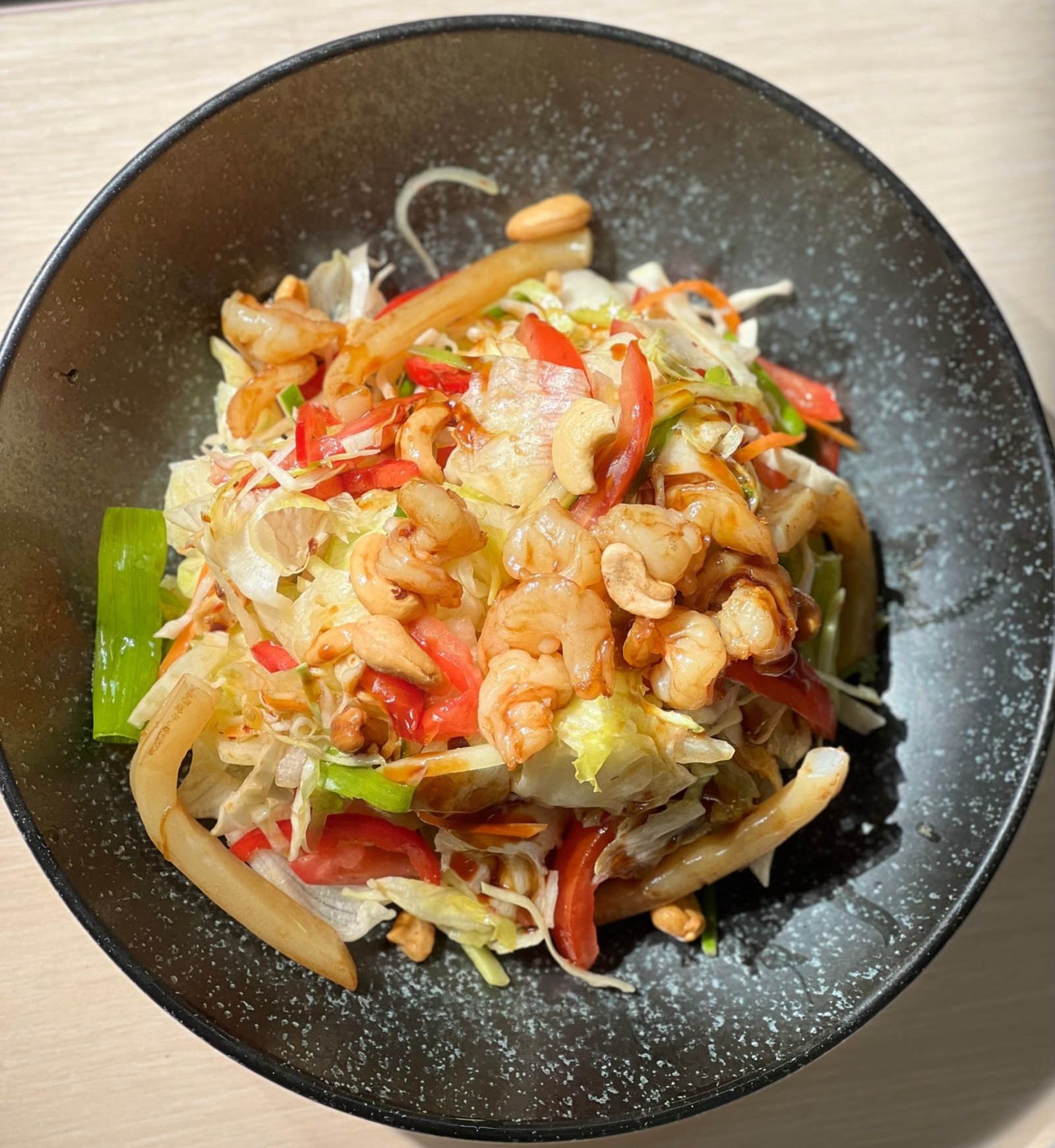 Deniz Mahsulleri Salatası