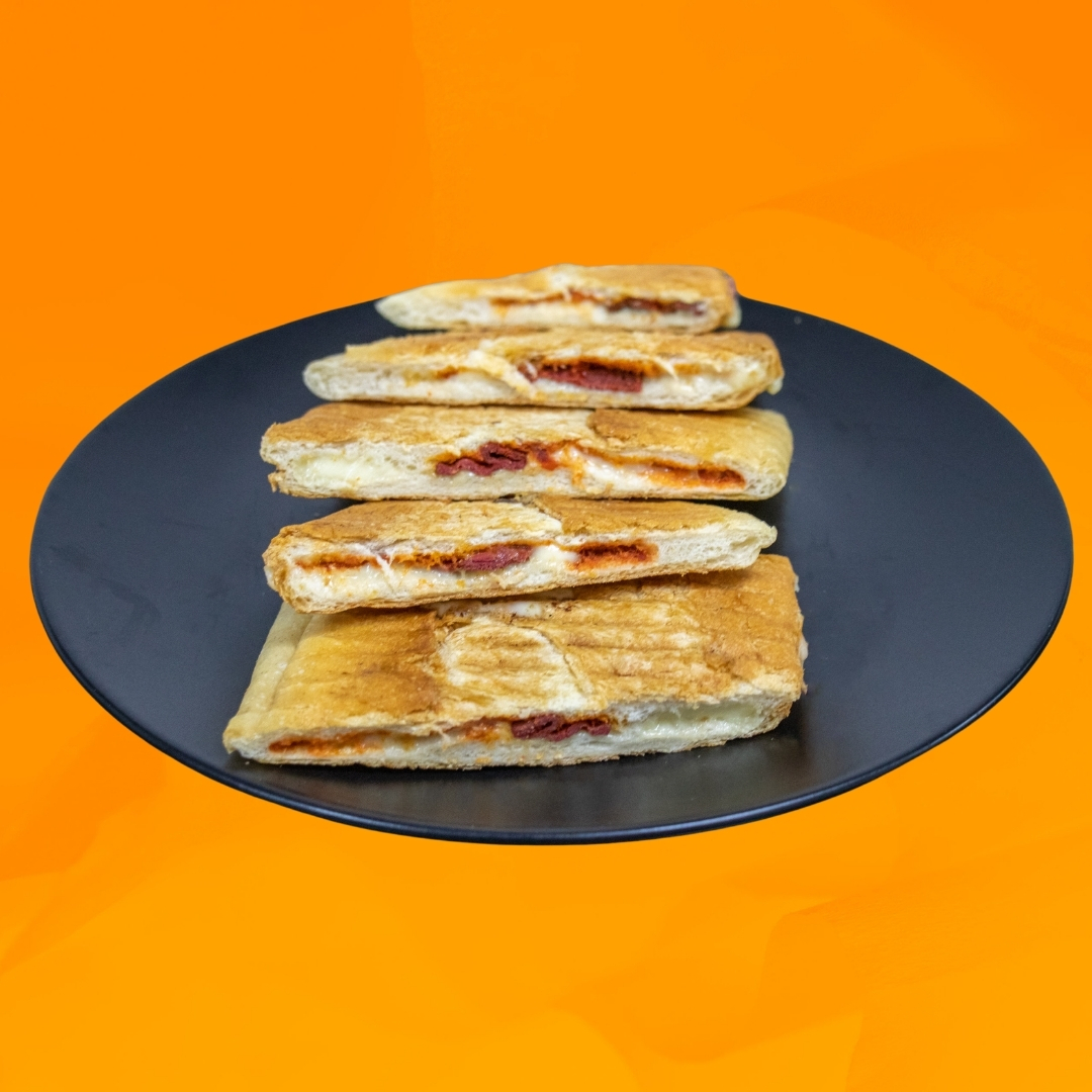 Sucuklu Tost