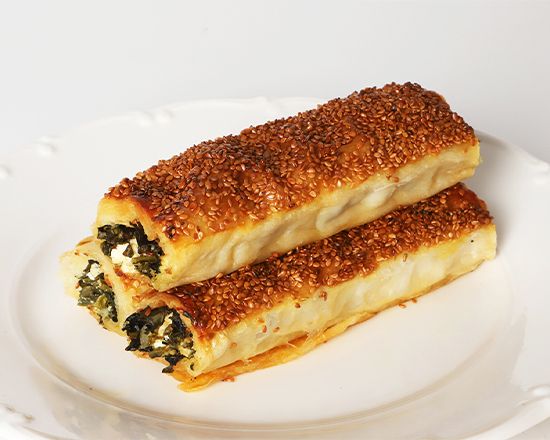 Ev Böreği Ispanak Peynirli