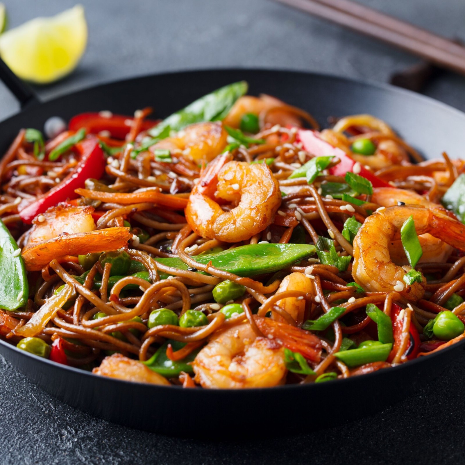 Köri Soslu Karidesli Noodle (Shrimp Noodles with Curry Sauce)