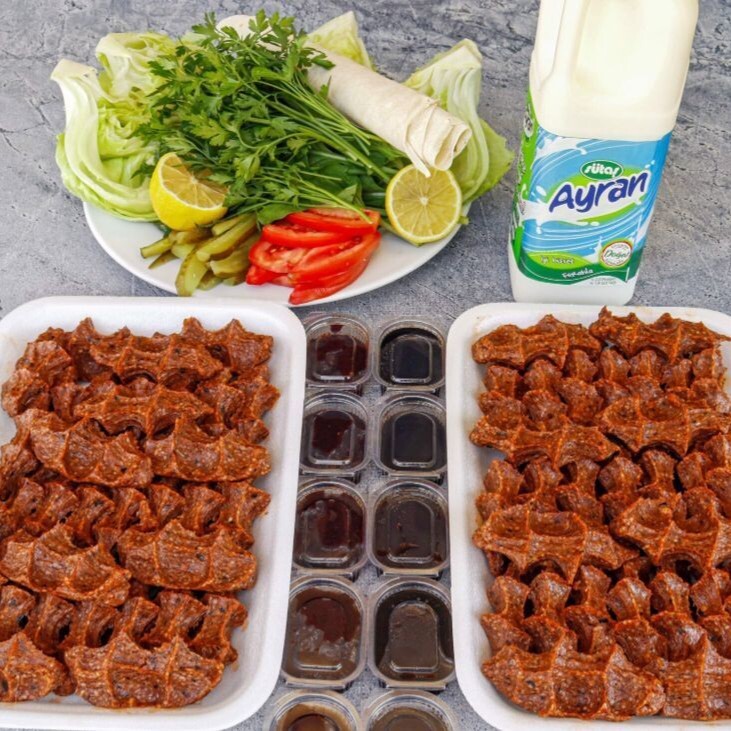 Çiğ Köfte(1 Kg ) &Ayran( 1 L)