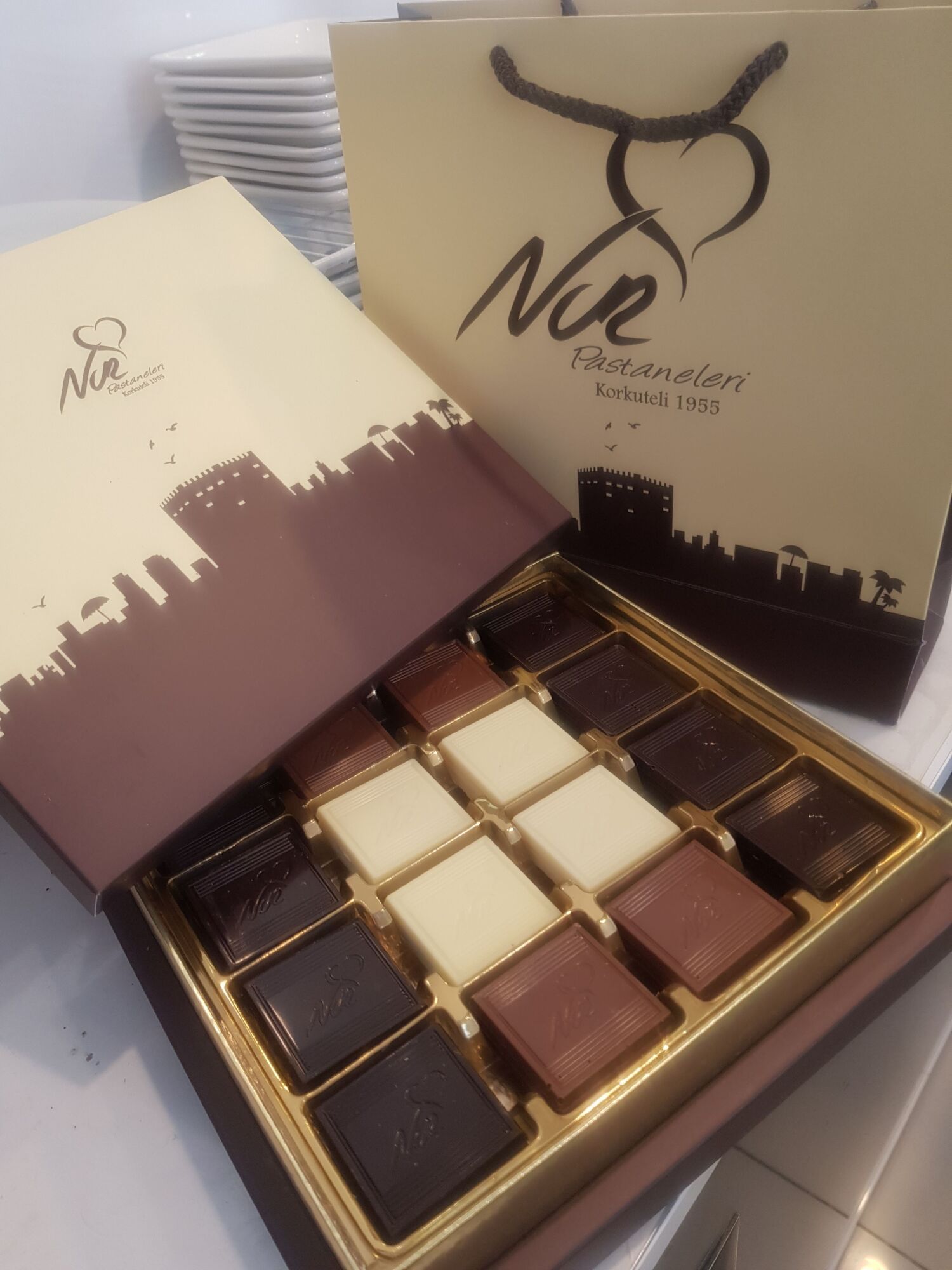 Nur Çikolata (500 gr.)
