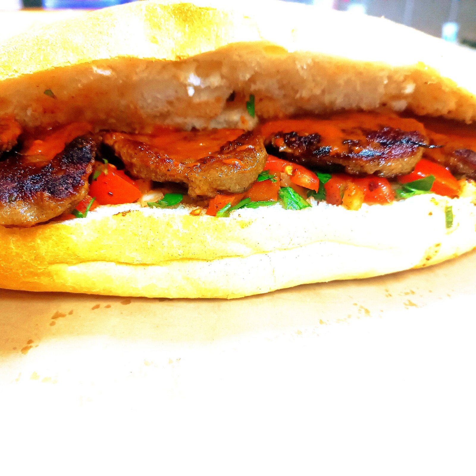 Tam Ekmek Kasap Köfte + Ayran (170 ml)