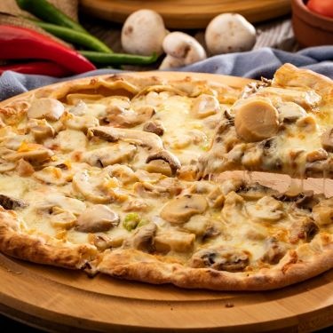 Mantarlı Kaşarlı Pide