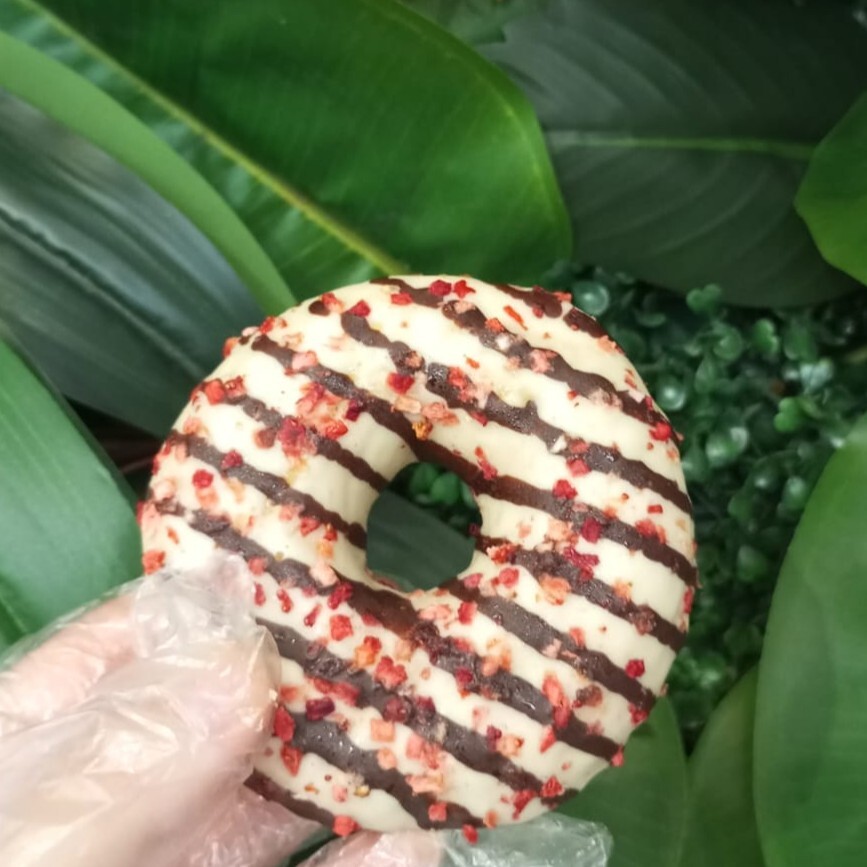 Çilekli Donut