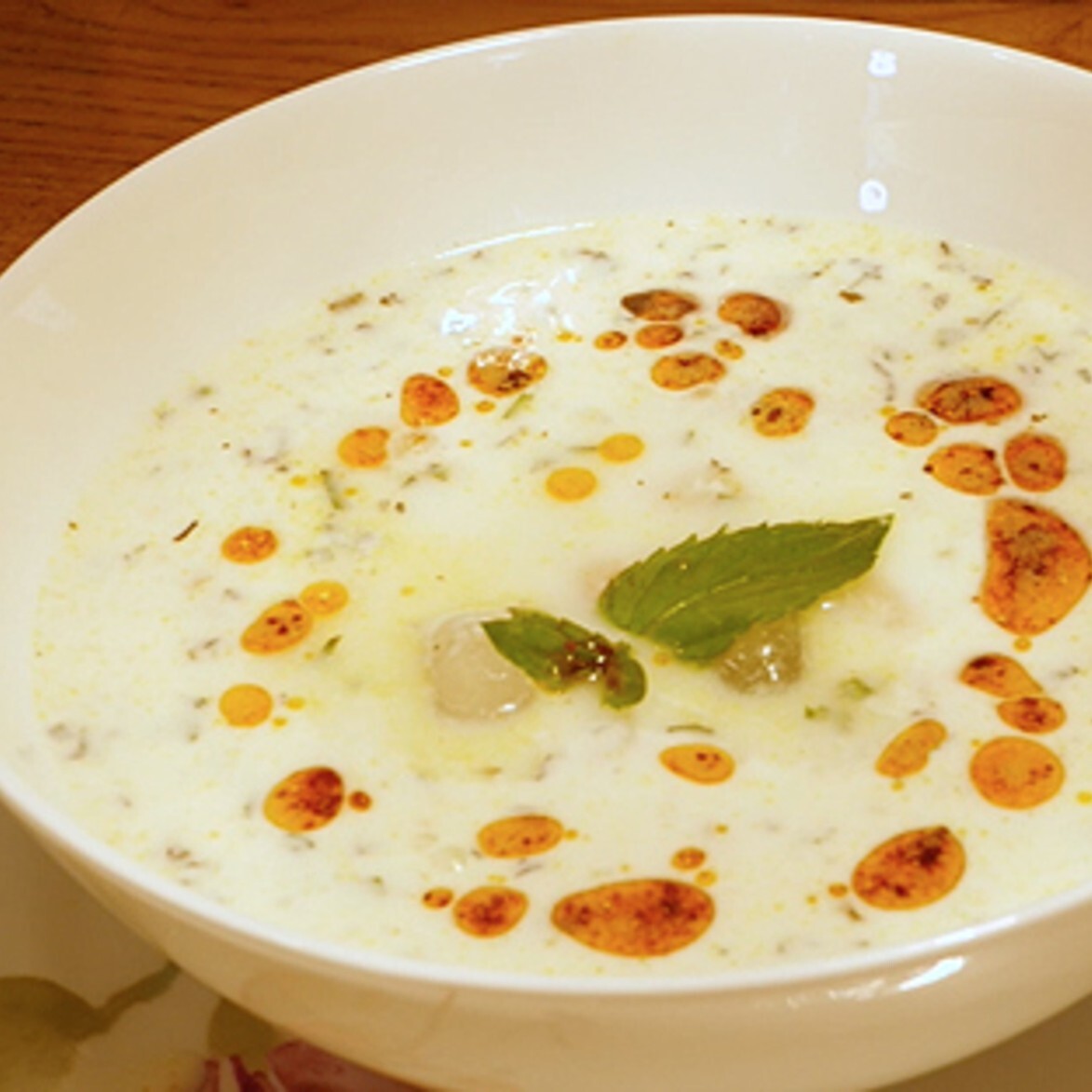 Soğuk Ayran Aşı Çorbası