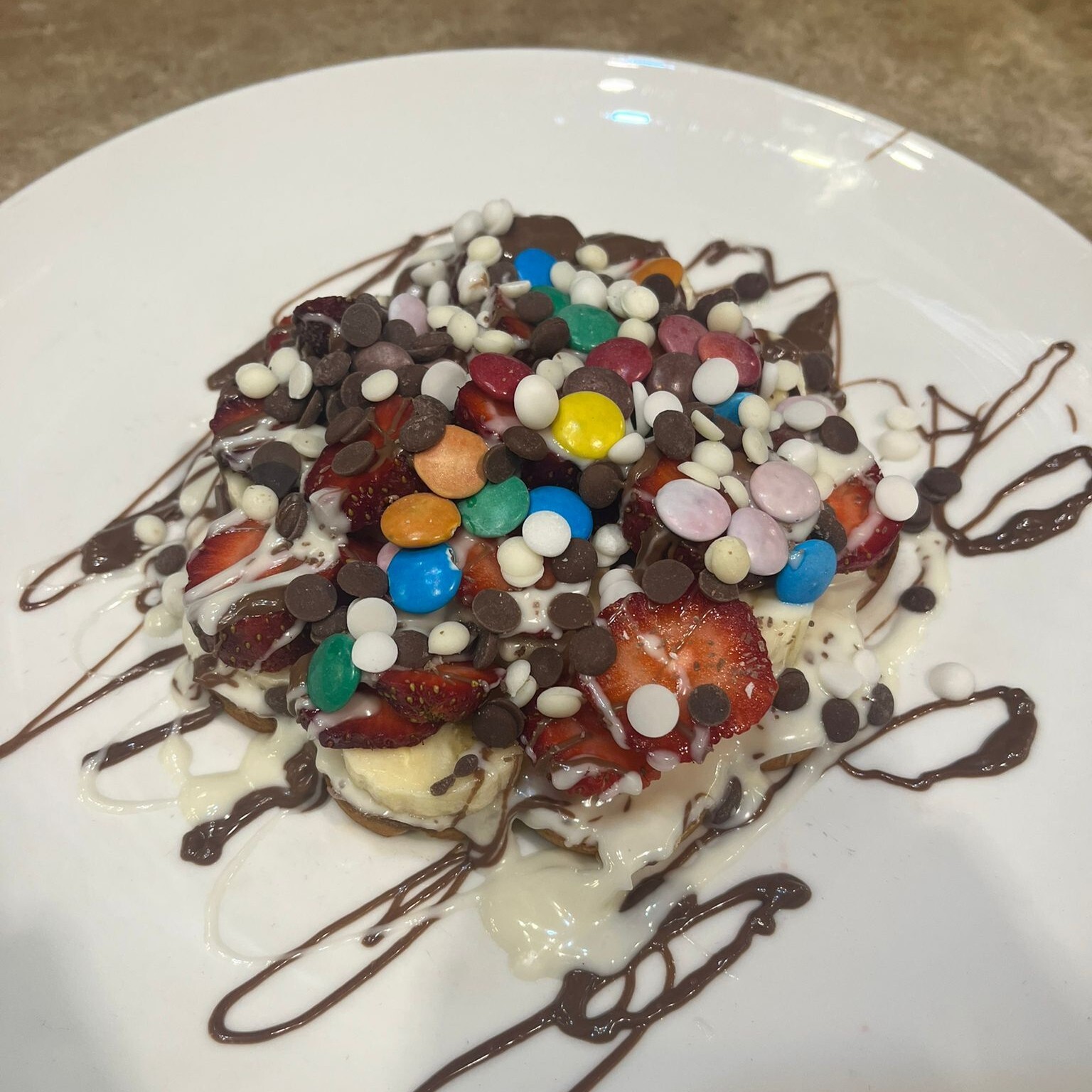Sade Çikolatalı Waffle