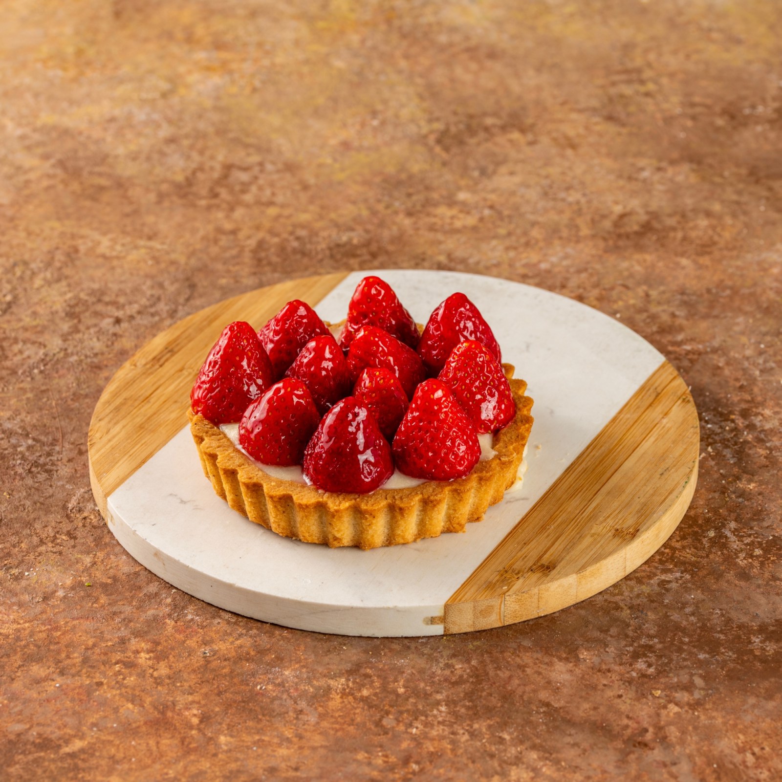 Çilekli Kremalı Mini Tart