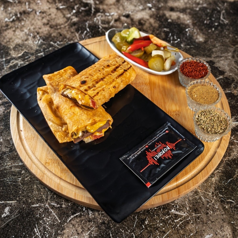 Double Cheddarlı Köfte Dürüm