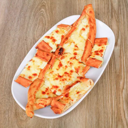 Kaşarlı Trabzon Pidesi