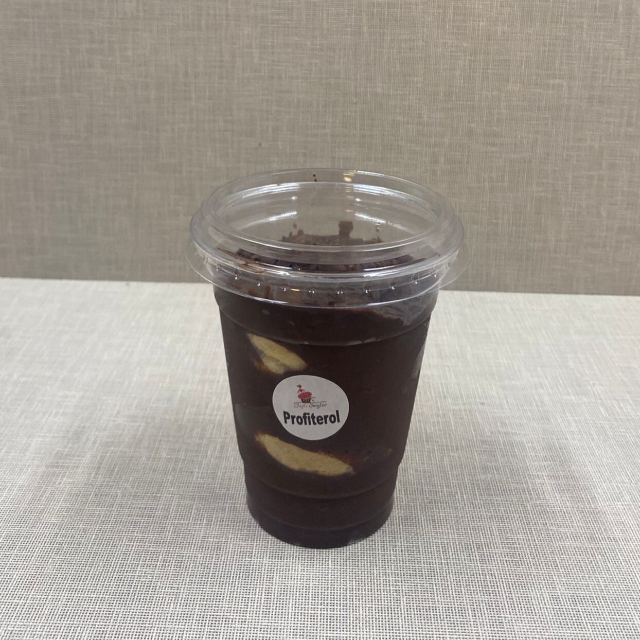 Profiterol Cup