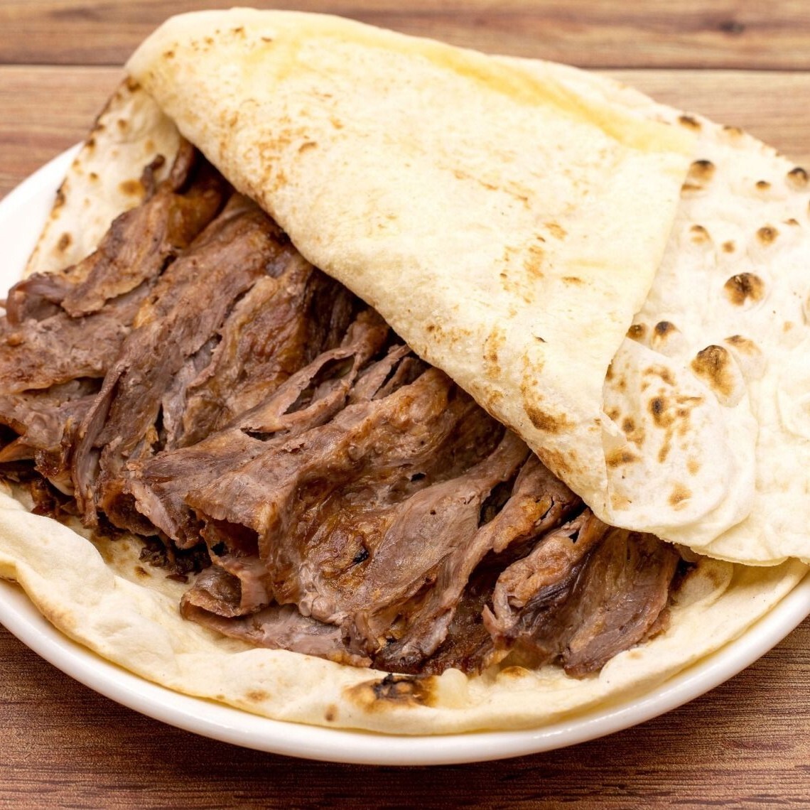 Yaprak Döner