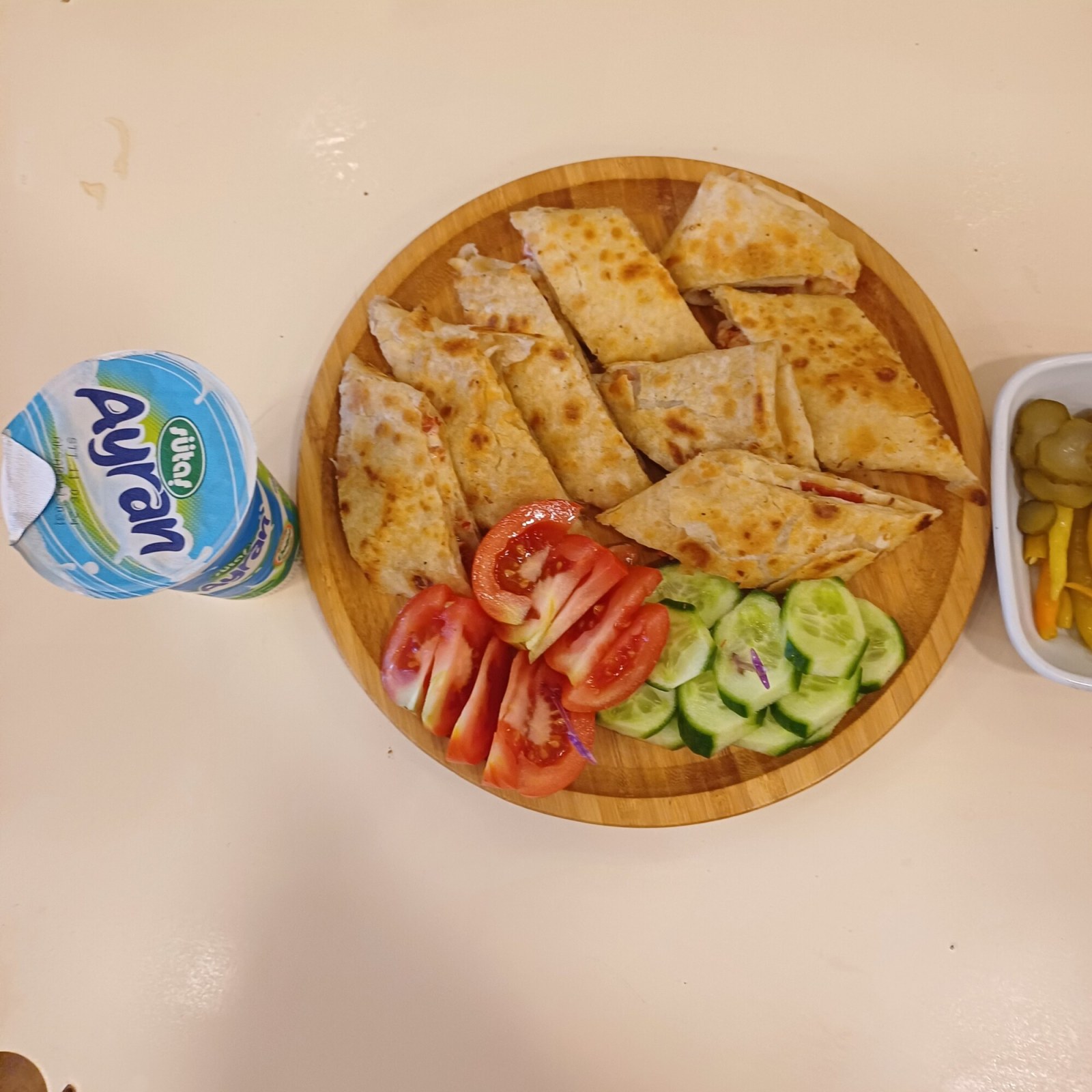 Duble Sucuklu Gözleme
