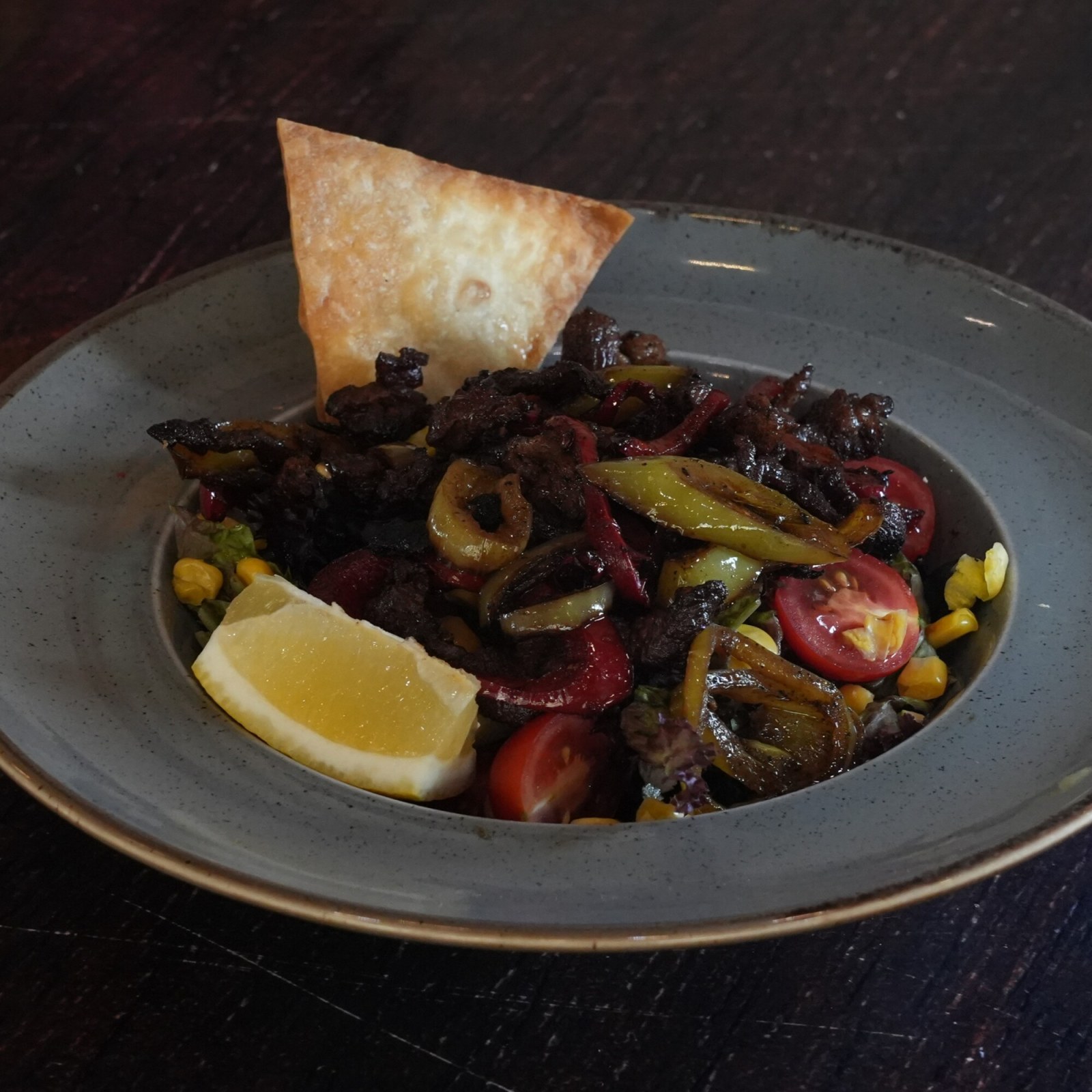 Biftekli Salata