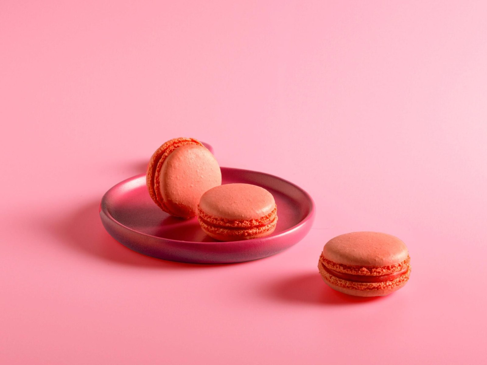 Frambuazlı Macaron