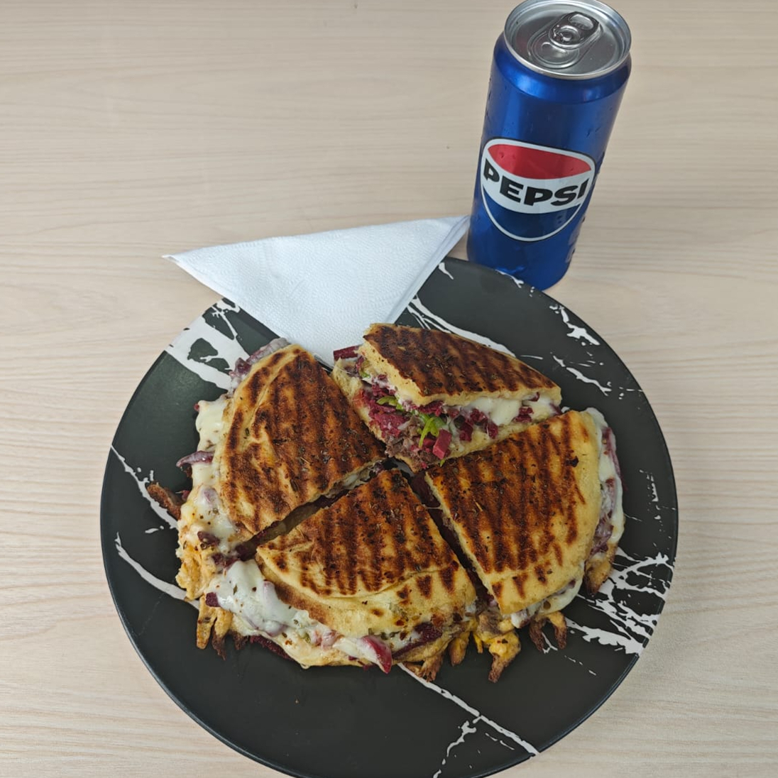 Bazlama Kavurma Kaşar
