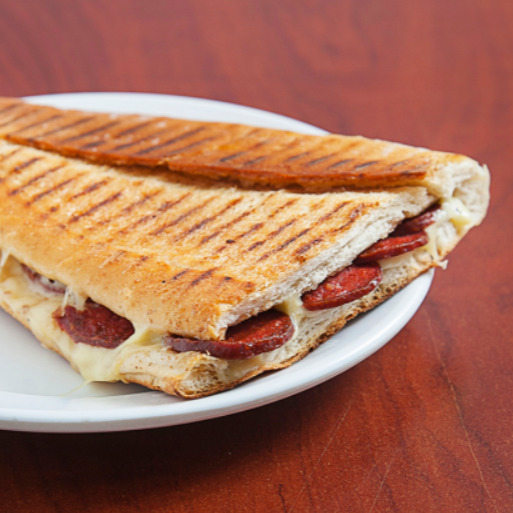 Sucuklu Tost