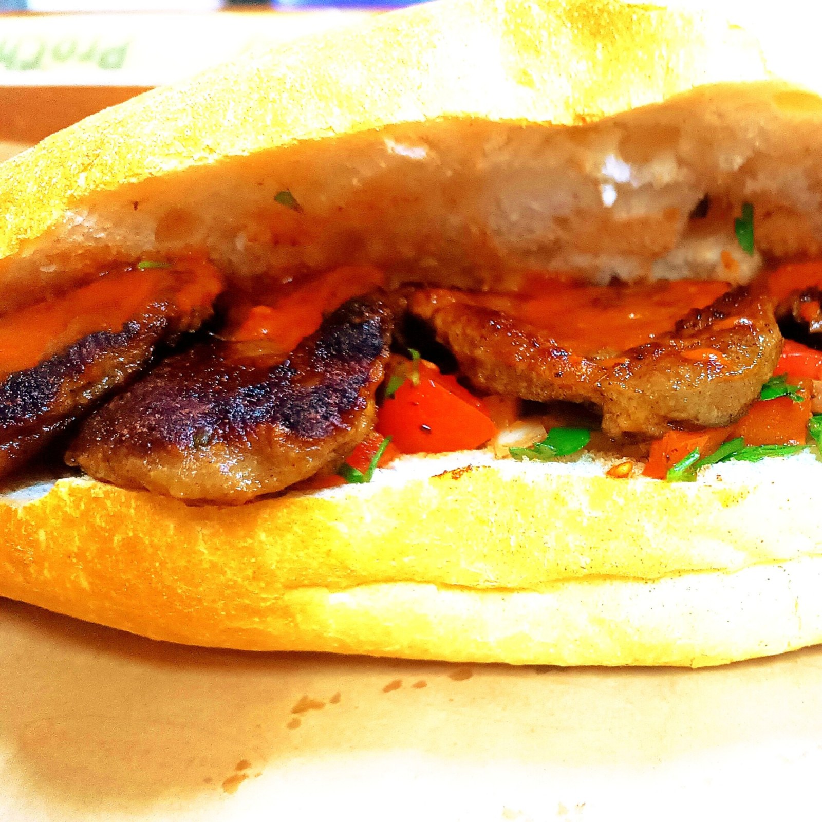 Yarım Ekmek kasap Köfte+Ayran+Turşu