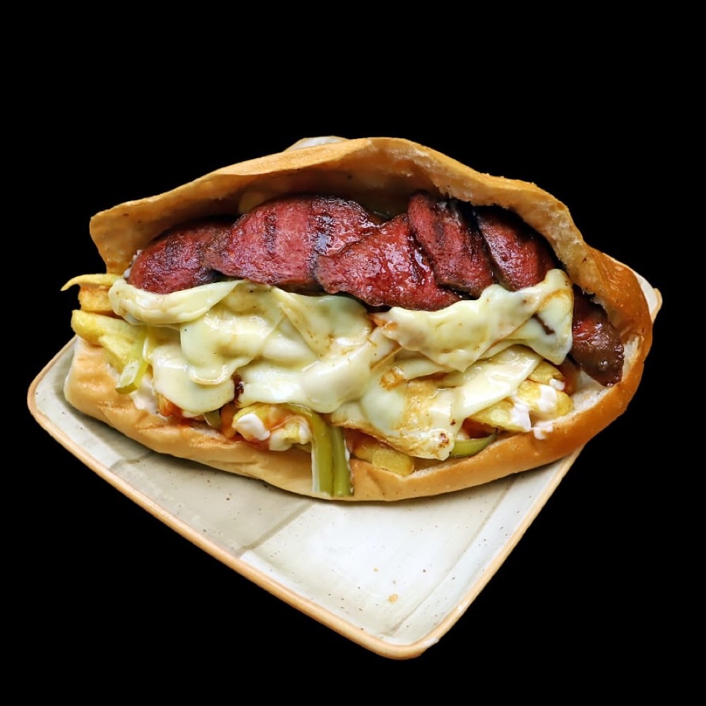 Sucuklu Kaşarlı Patso Sandviç