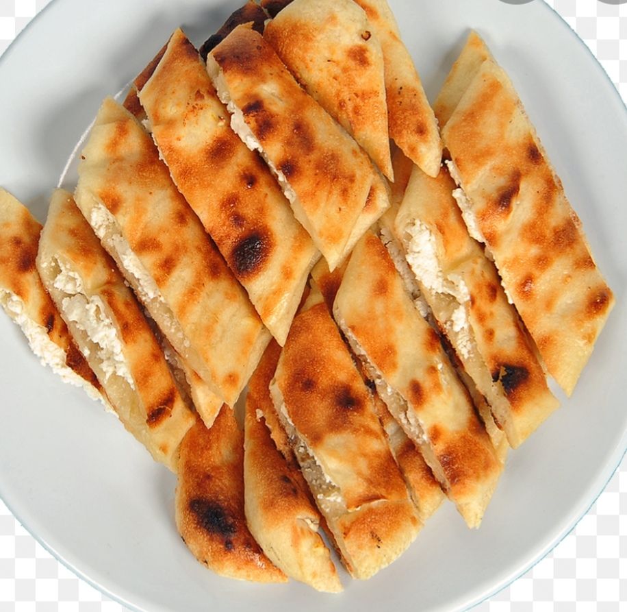 Peynirli Kır Pidesi