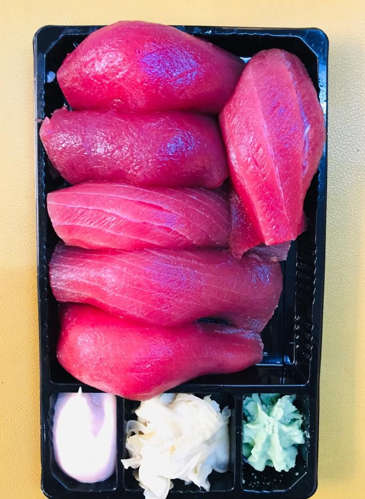 Maguro Nigiri (6 Pcs.)