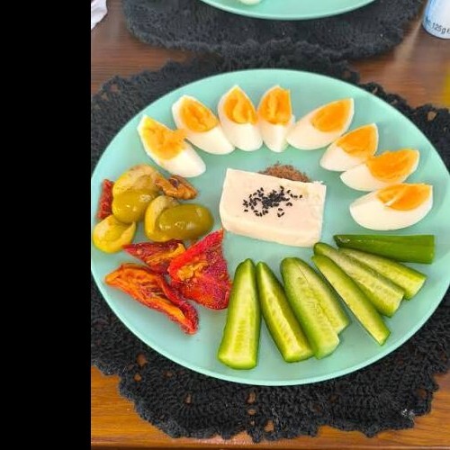 Haşlanmış Yumurta Tabak Menü