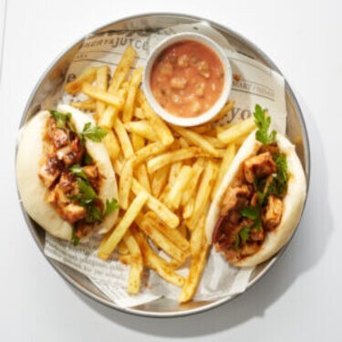 Tavuk Mangal Bun