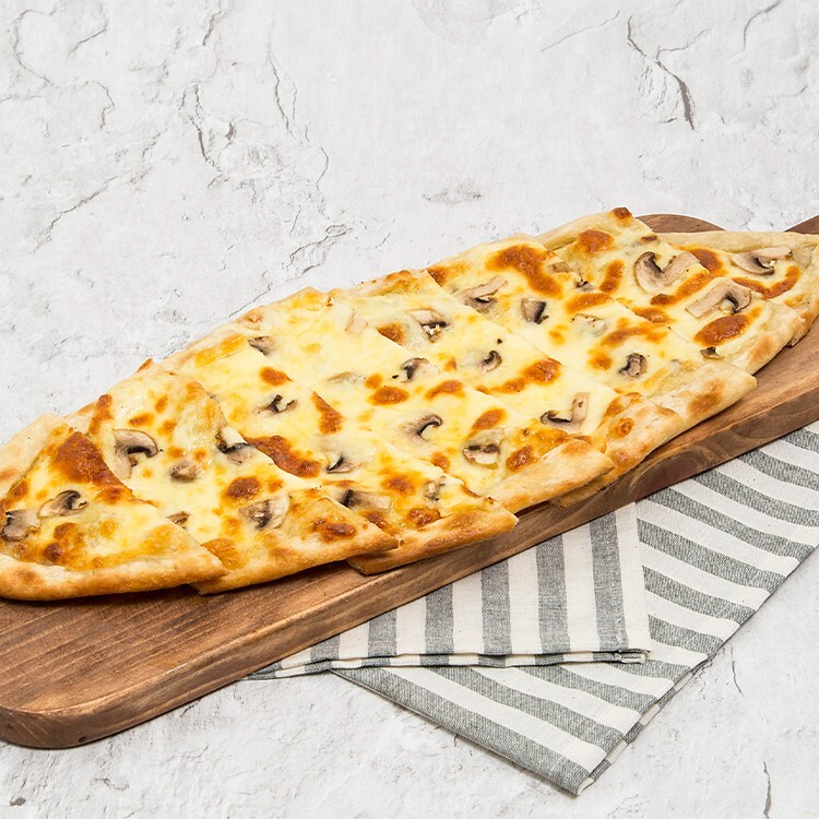 Kaşarlı Mantarlı Pide