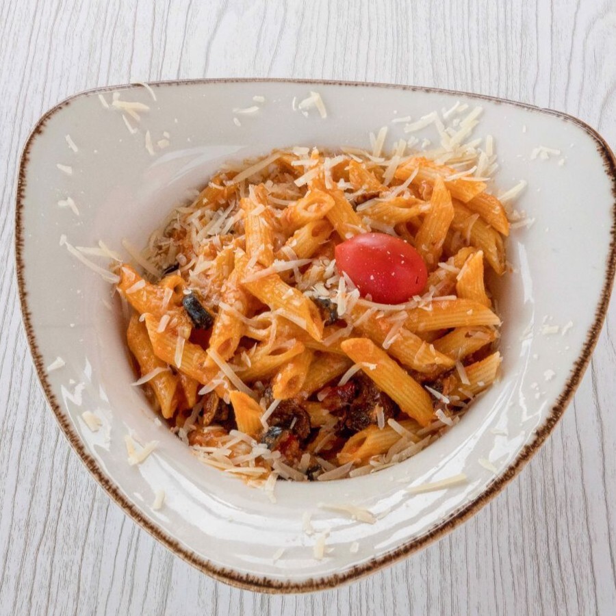 Fettuccine Alfredo Tavuklu