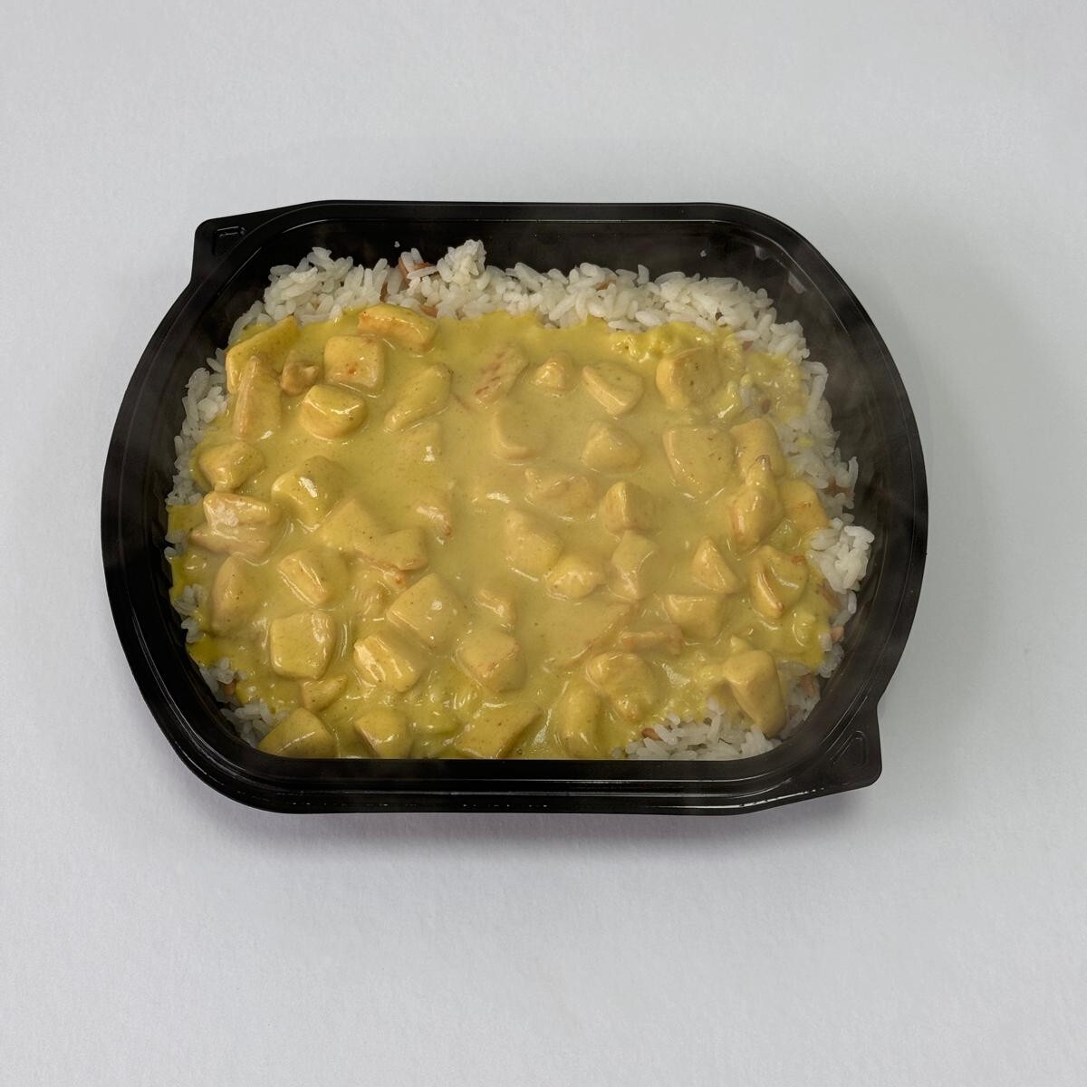 Pilav Üstü Kremalı Köri Soslu Tavuk (Bir buçuk)
