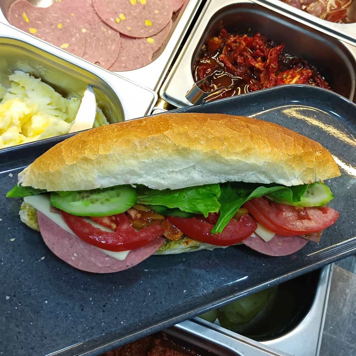 By Komiser Sandwich