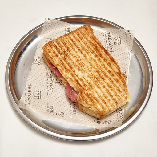 Salamlı & Kaşarlı & Kekikli Tost