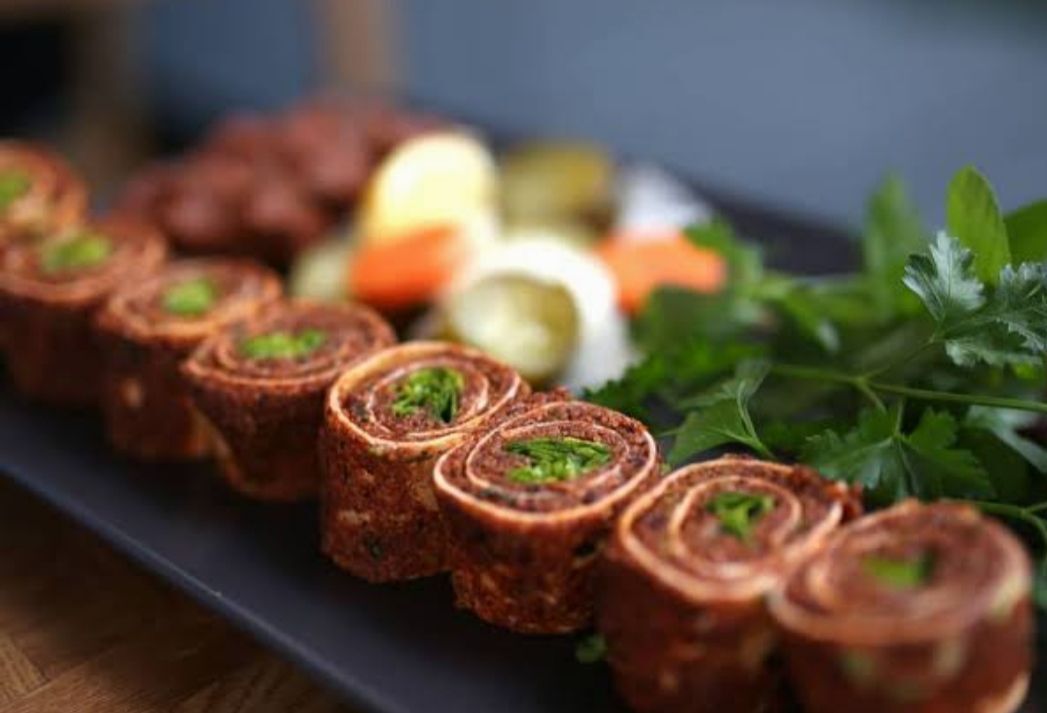 2 Sushi Dürüm (100 gr) + 2 Ayran (280 ml)