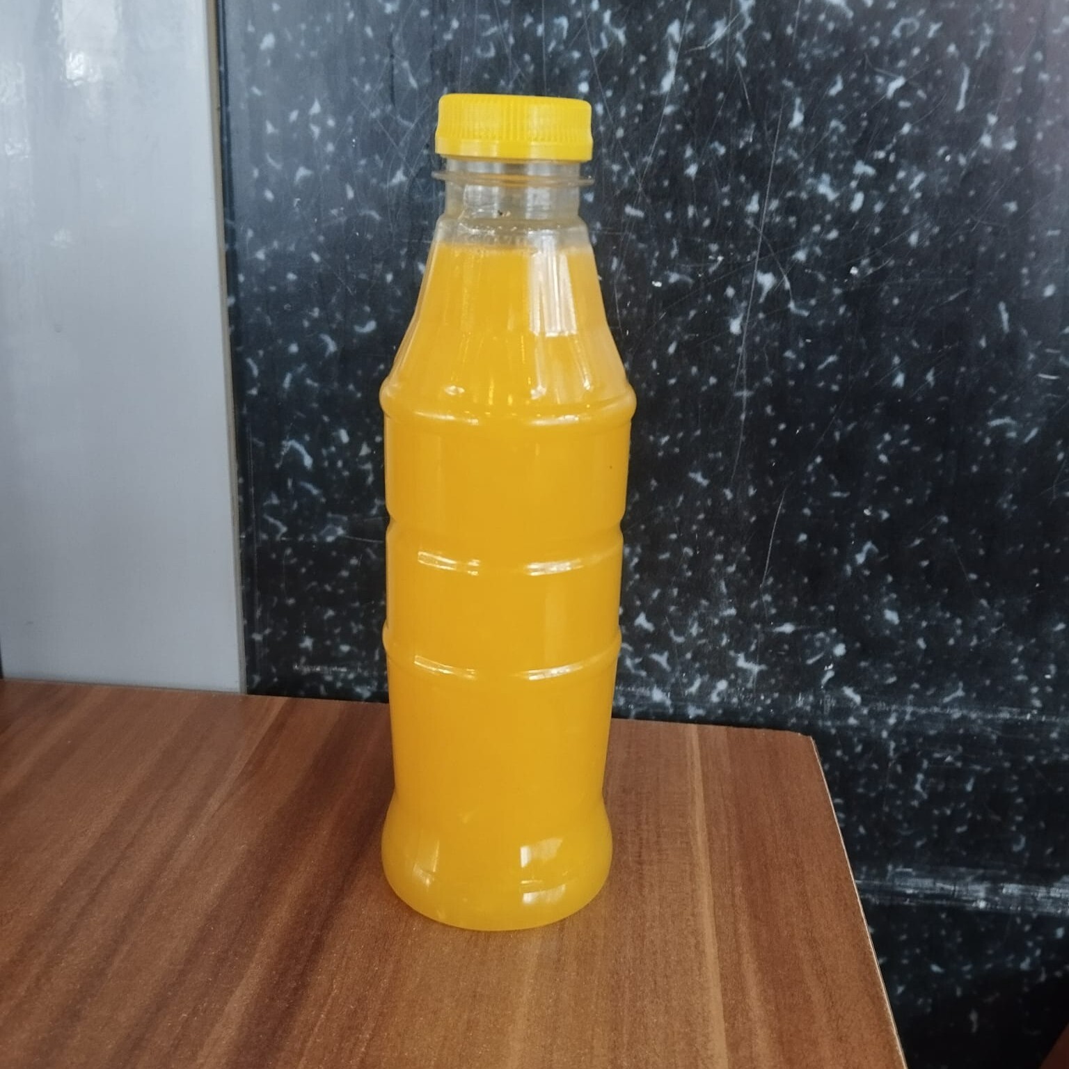 Taze sıkma Portakal Suyu (330 ml)