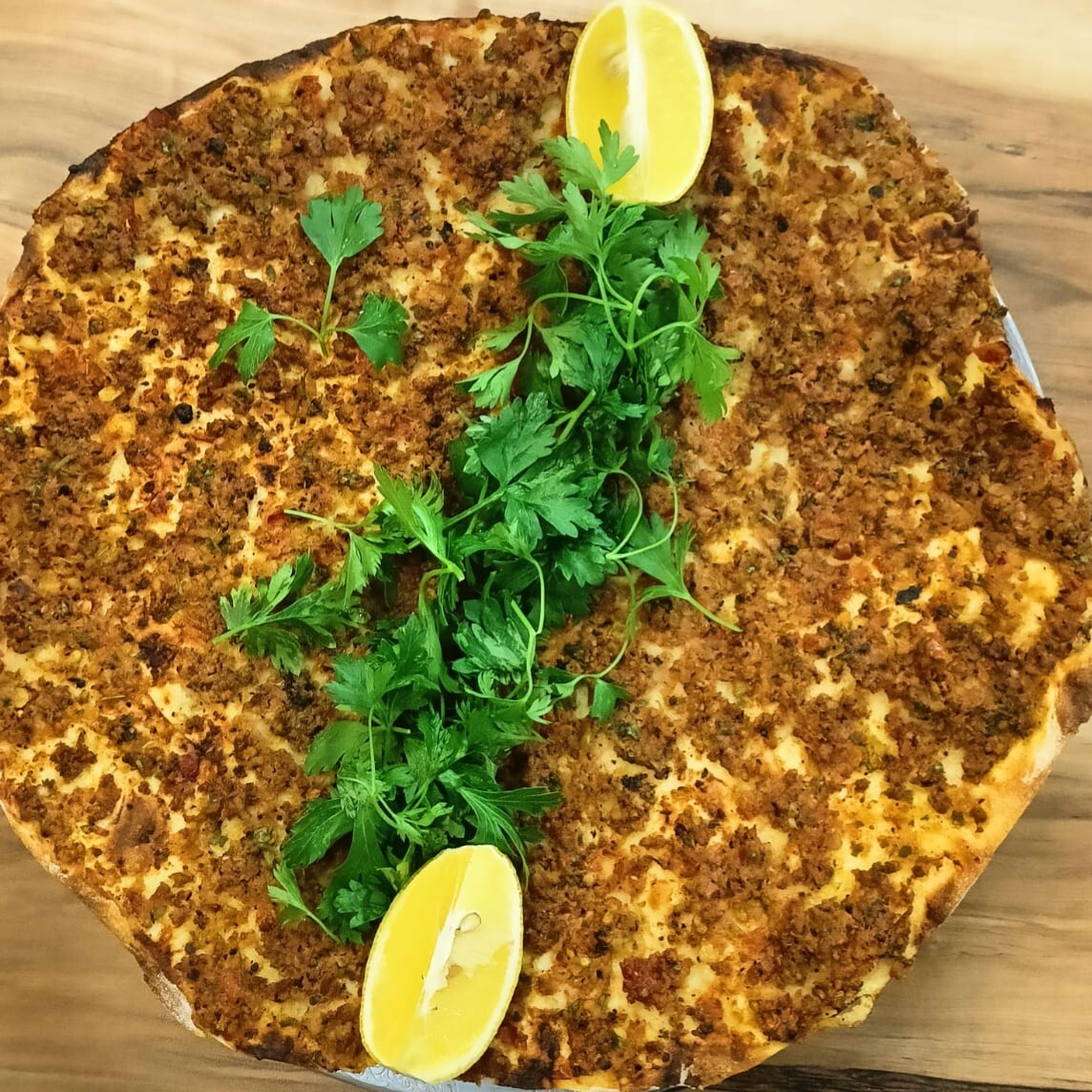 Büyük Boy Lahmacun