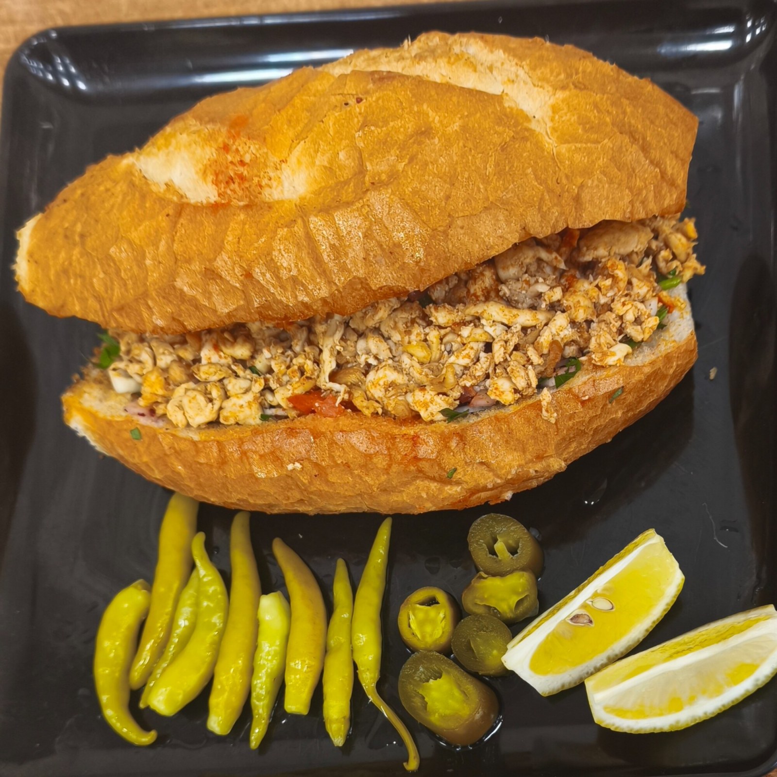 Yarım Ekmek Tavuk Tantuni