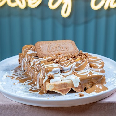 Brüksel Waffle Lotuslu