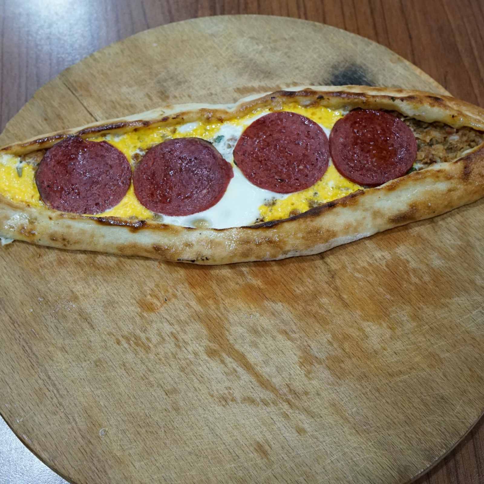 Kıymalı & Sucuklu & Yumurtalı Pide