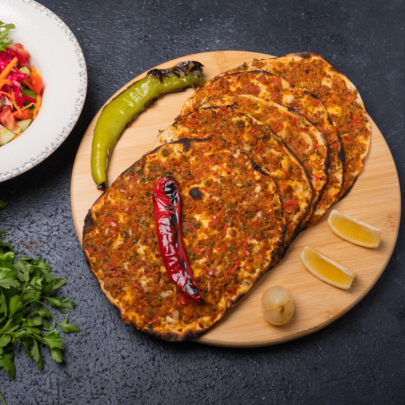Adana (Fındık) Lahmacun (5 Adet)+Coca Cola