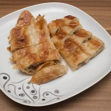 Kıymalı Karaköy Böreği (1 kg.)