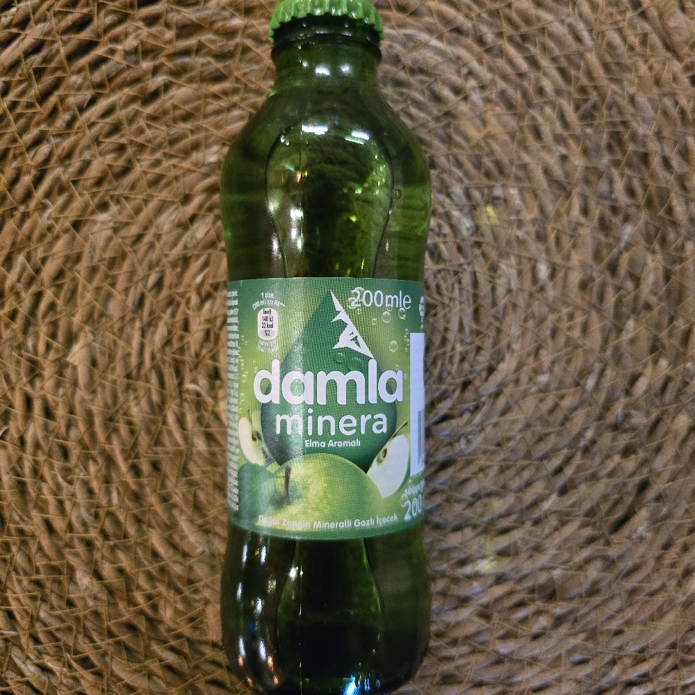 Damla Minera Doğal Maden Suyu Elma