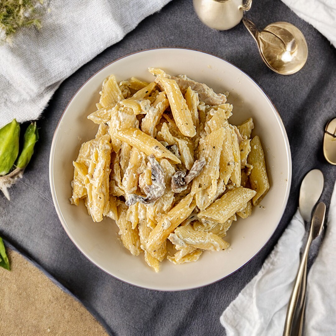 Beyaz Krallık (Penne Kremalı Tavuklu)