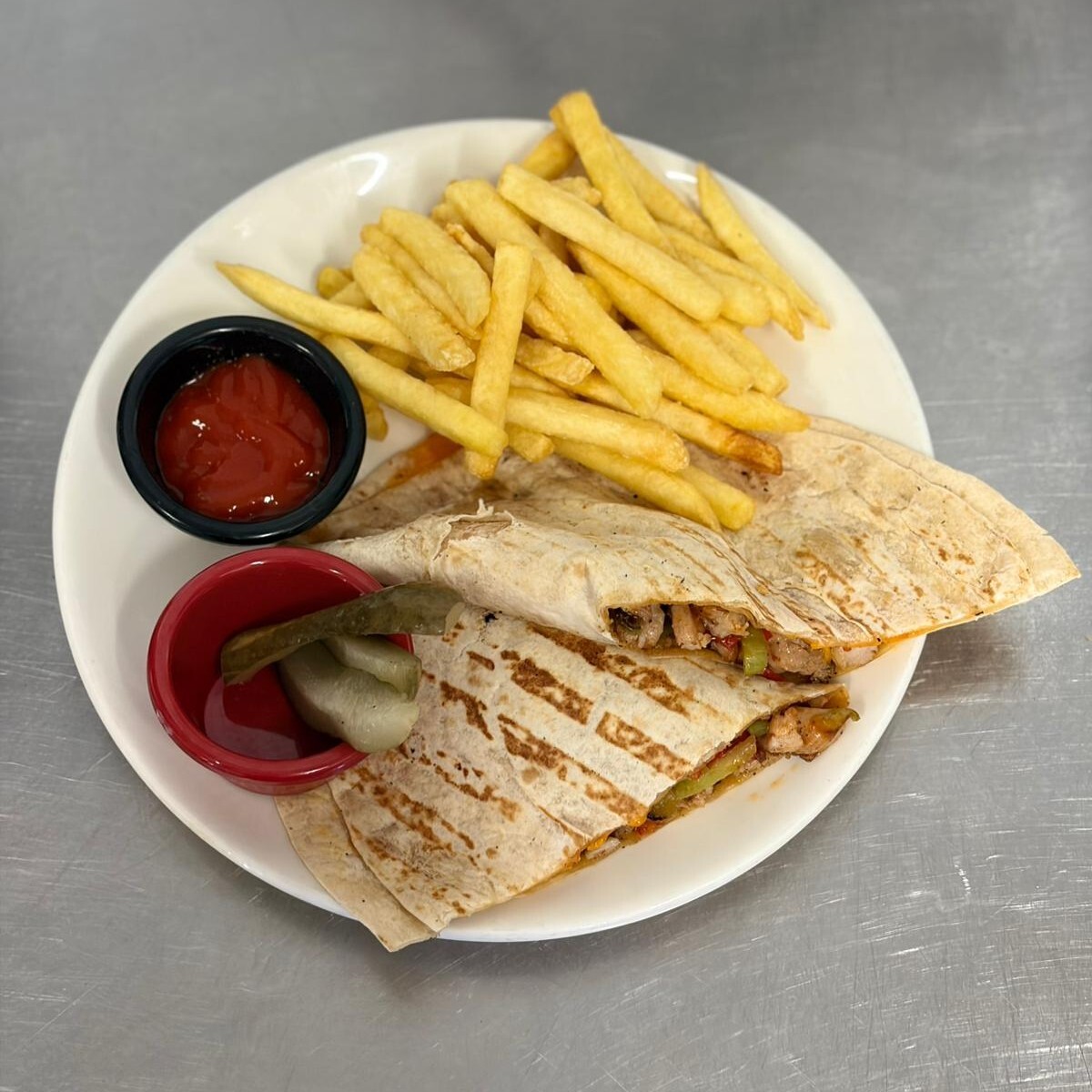 Tavuk Quesadilla