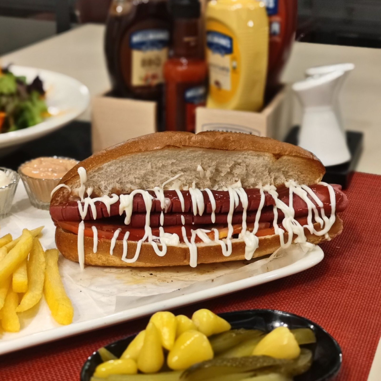 Sosisli Chees Sandviç