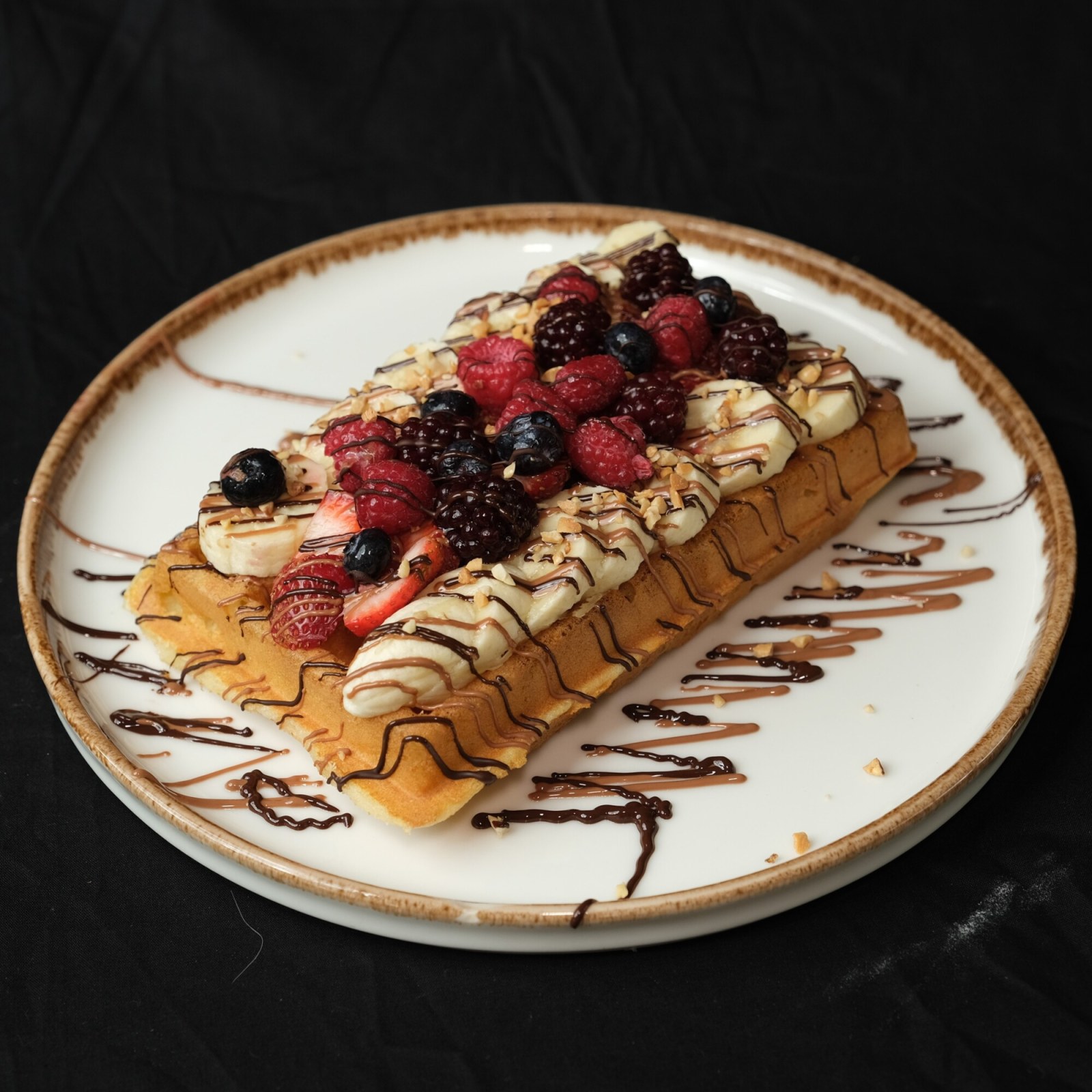Orman Meyveli Waffle